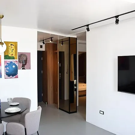 Eia Apartman *